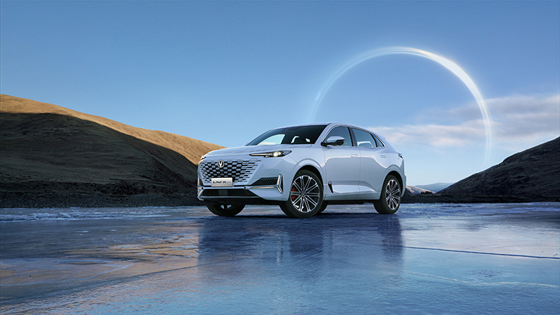 CHANGAN объявляет о старте продаж в России первого гибридного кроссовера UNI-K iDD