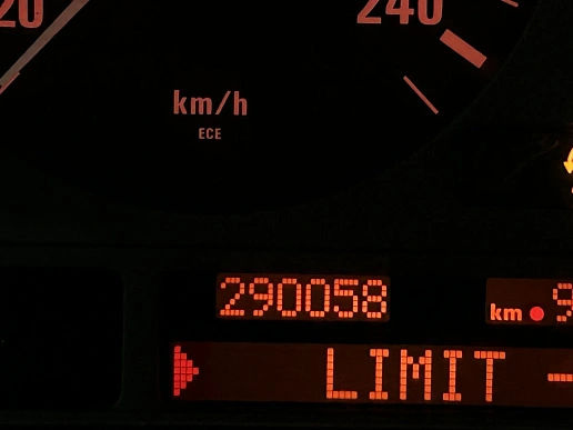 Купить БМВ КС5 2005г.
