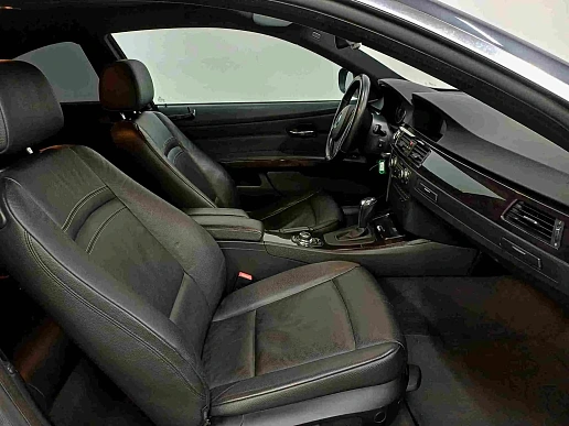 Купить БМВ 3 серия 2012г.