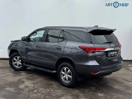 Купить Тойота Фортунер 2018г.