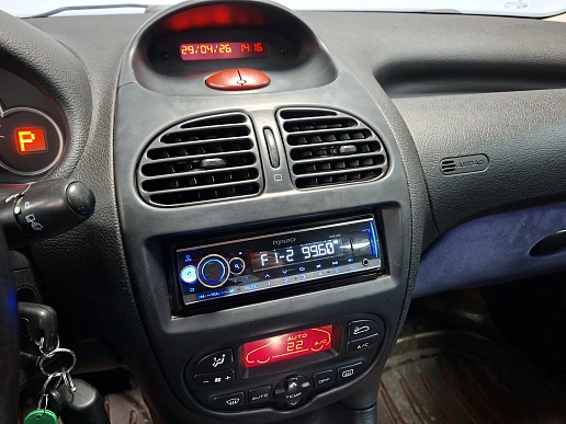 Купить Пежо 206 2005г.