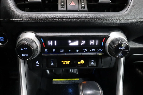 Купить Тойота Новый RAV4 2020г.