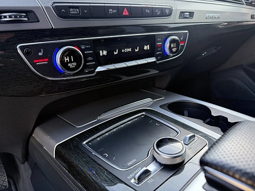 Купить Ауди К7 2015г.