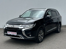 Купить Митсубиси Оутлендер 2021г.