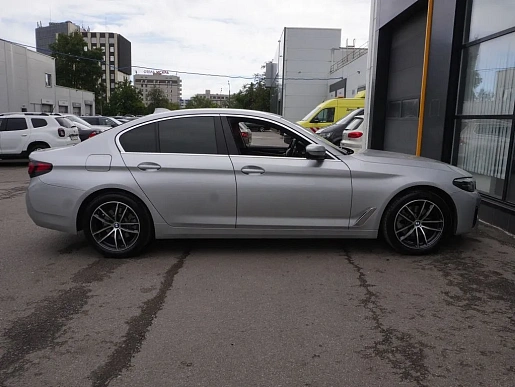 Купить БМВ 5 серия 2020г.