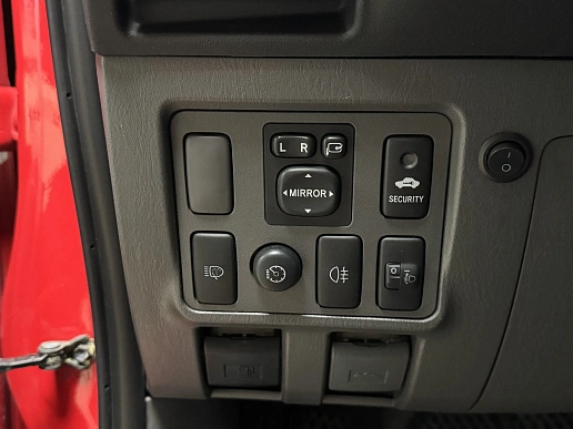 Купить Тойота Хилукс 2012г.