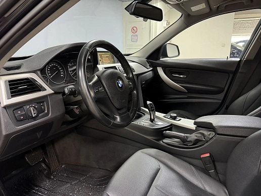 Купить БМВ 3 серия 2014г.