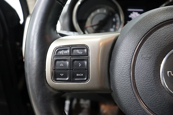 Купить ДЖип Гранд Чероки 2012г.