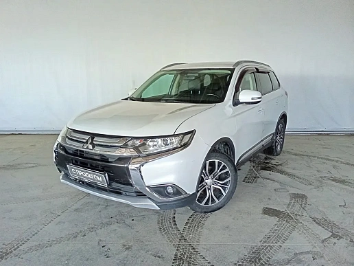 Купить Митсубиси Оутлендер 2017г.
