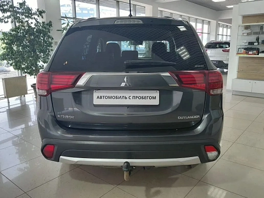 Купить Митсубиси Оутлендер 2016г.
