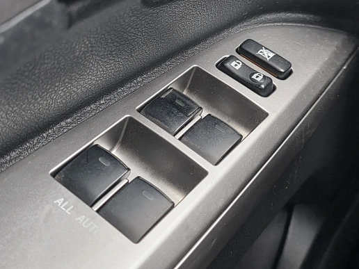 Купить Тойота Ленд Круисер 2014г.