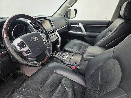 Купить Тойота Ленд Круисер 2014г.