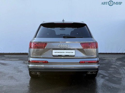 Купить Ауди К7 2015г.