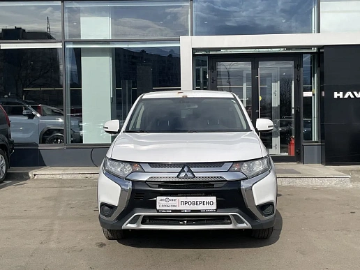 Купить Митсубиси Оутлендер 2019г.