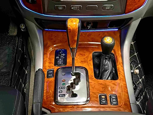 Купить Тойота Ленд Круисер 2002г.