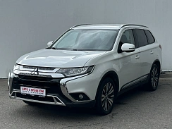 Купить Митсубиси Оутлендер 2021г.