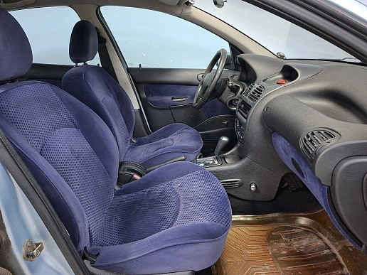 Купить Пежо 206 2005г.