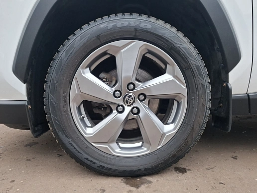 Купить Тойота Новый RAV4 2020г.