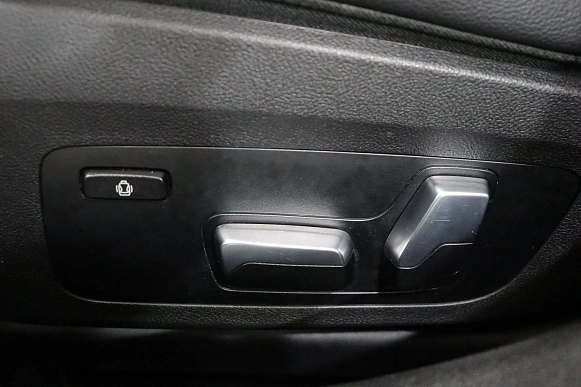 Купить БМВ 3 серия 2019г.