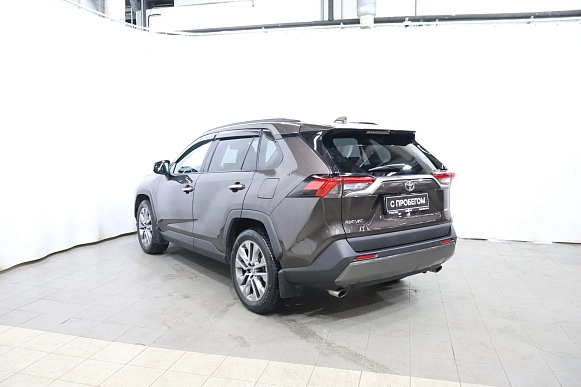 Купить Тойота Новый RAV4 2021г.