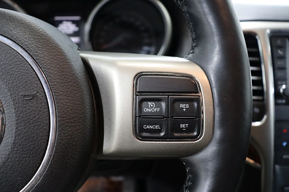 Купить ДЖип Гранд Чероки 2012г.