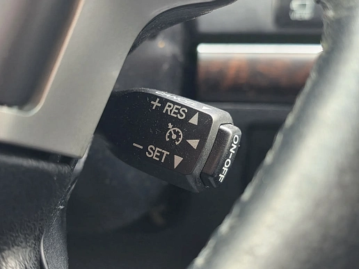 Купить Тойота Ленд Круисер 2012г.