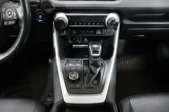 Купить Тойота Новый RAV4 2020г.