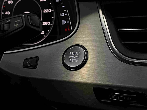 Купить Ауди К7 2015г.