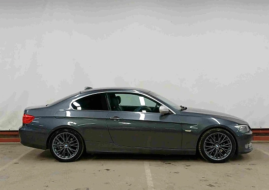 Купить БМВ 3 серия 2012г.