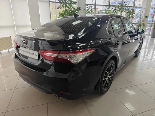 Купить Тойота Камрй 2021г.