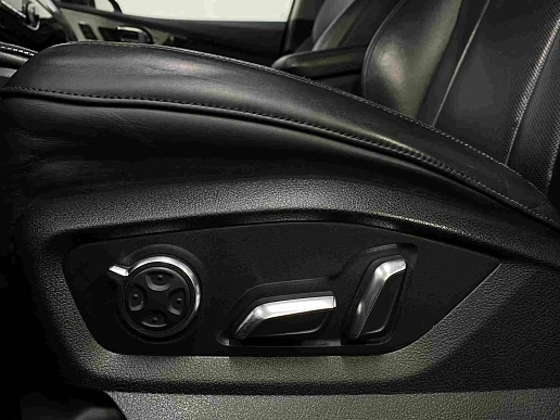 Купить Ауди К7 2015г.