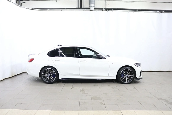 Купить БМВ 3 серия 2019г.