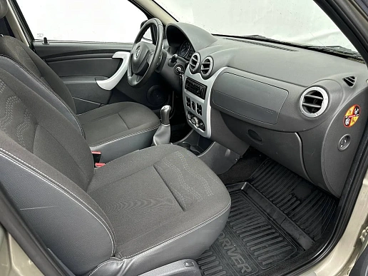 Купить Рено Сандеро 2011г.