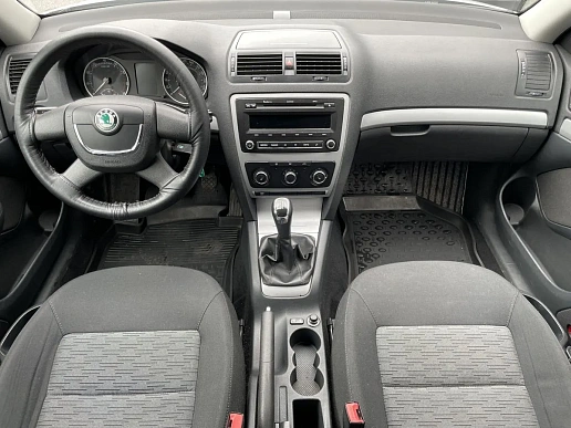 Купить Шкода Октавиа 2013г.