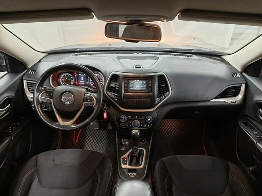 Купить ДЖип Чероки 2014г.