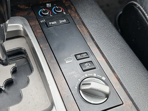 Купить Тойота Ленд Круисер 2014г.