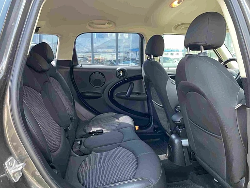 Купить МИНИ Коунтрйман 2011г.