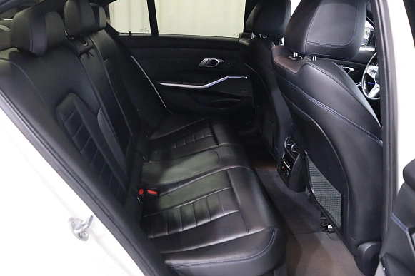 Купить БМВ 3 серия 2019г.