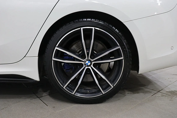 Купить БМВ 3 серия 2019г.