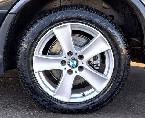 Купить БМВ КС5 2005г.