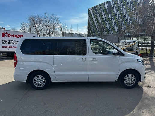 Купить Хёндай Х-1 2020г.