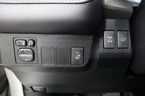 Купить Тойота Новый RAV4 2019г.