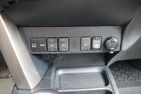 Купить Тойота Новый RAV4 2016г.