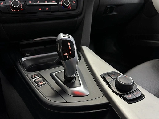 Купить БМВ 3 серия 2014г.