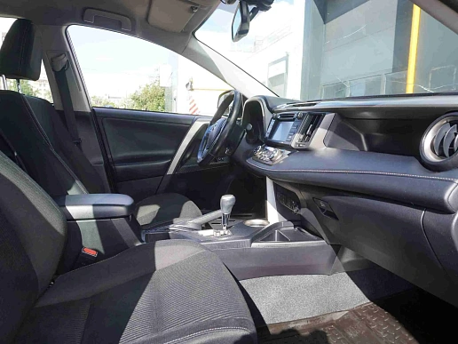 Купить Тойота Новый RAV4 2015г.