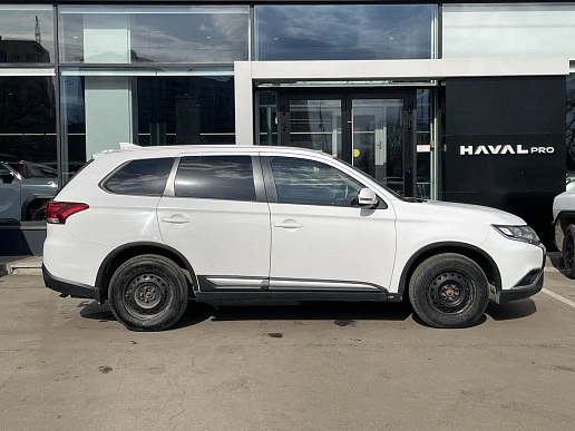 Купить Митсубиси Оутлендер 2019г.