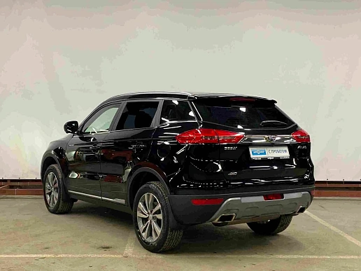 Купить Джили Атлас 2022г.