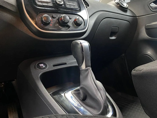 Купить Рено Каптур 2017г.