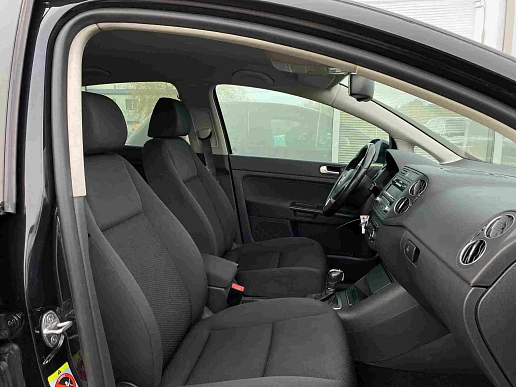 Купить Фольксваген Голф Плус 2012г.