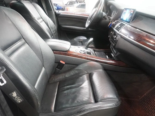 Купить БМВ КС5 2007г.